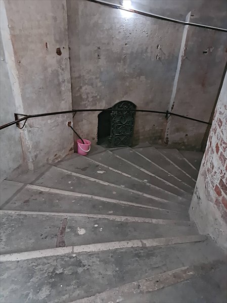 298-Лестница в подвал